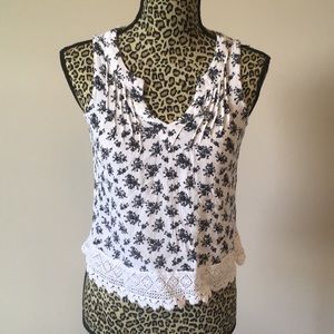 Cropped white floral embroidered tank
